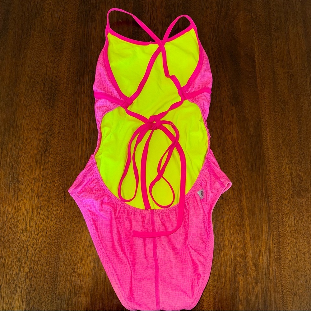 Speedo Missy Franklin Tie-back One Piece Swimsuit Pink Reptile Print Size 10 - Picture 2 of 3